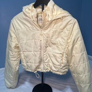 Ashley by 26 International Cream Cropped Puffer Jacket Hooded Size Medium